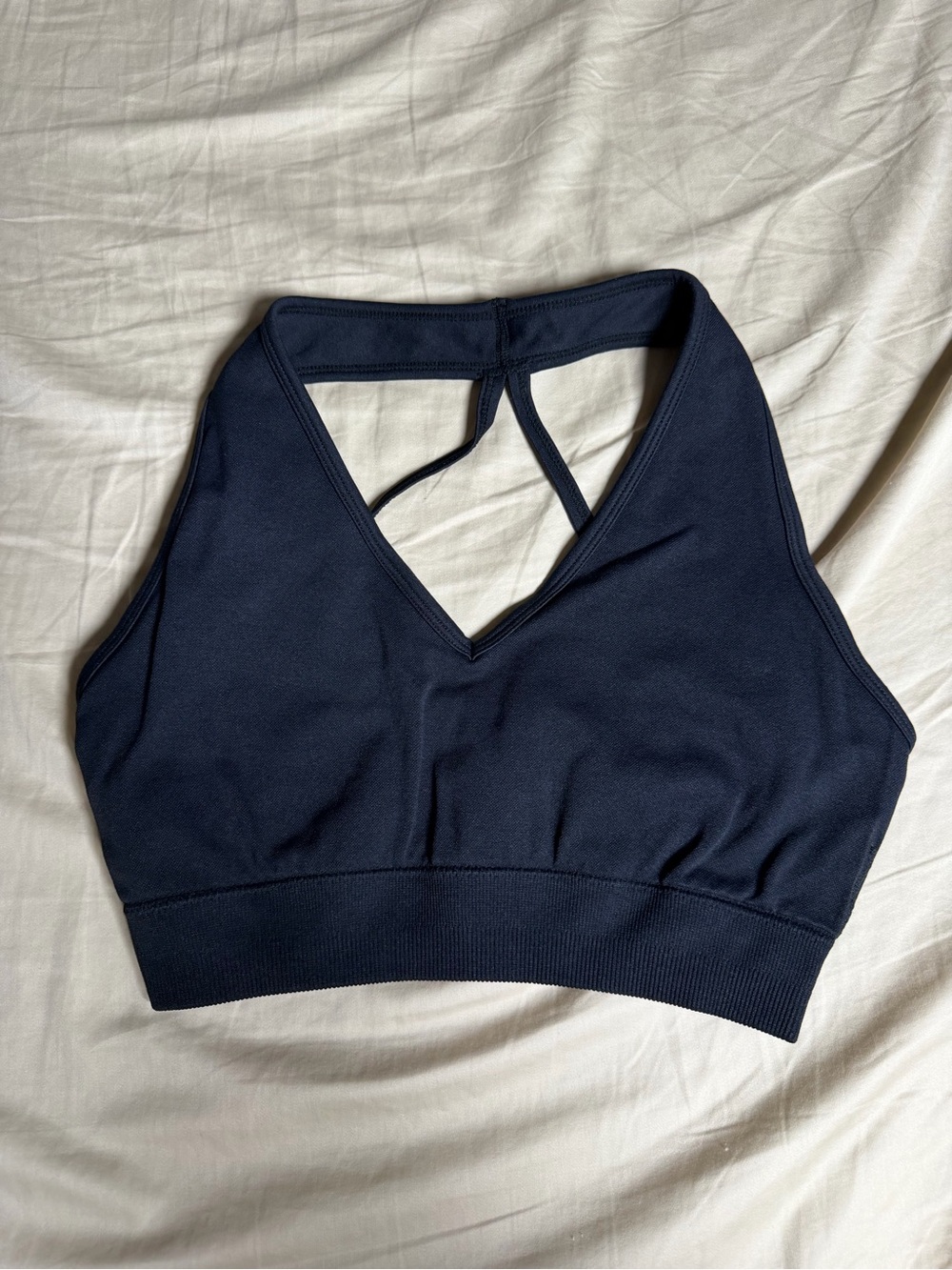 Women’s blackV-Neck Sports Bralette